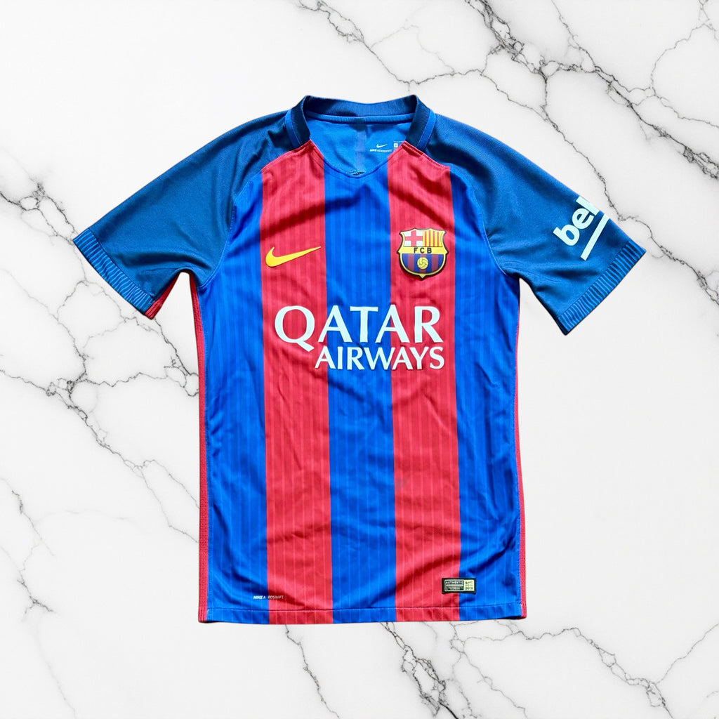 FC Barcelona Home Shirt 2016/2017 (S) (10/10)