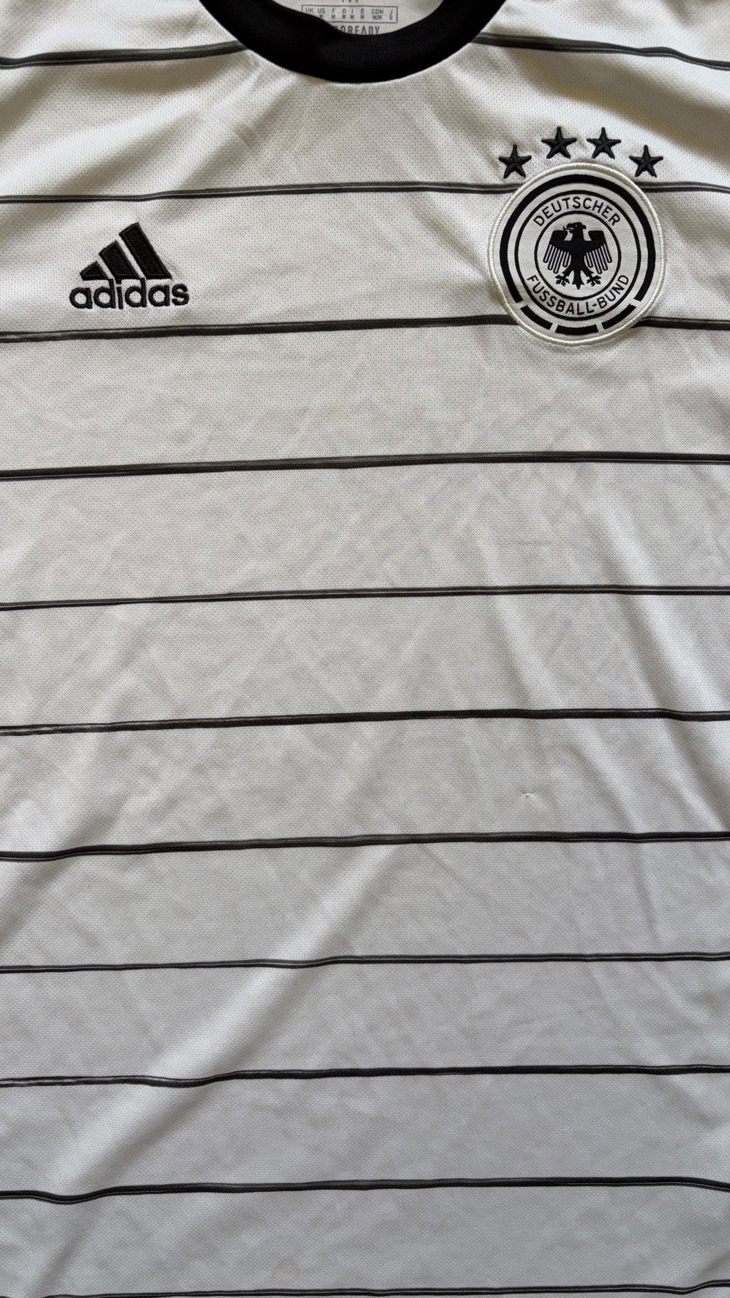 Germany 2020/2021 Home Shirt Club Crest Detail