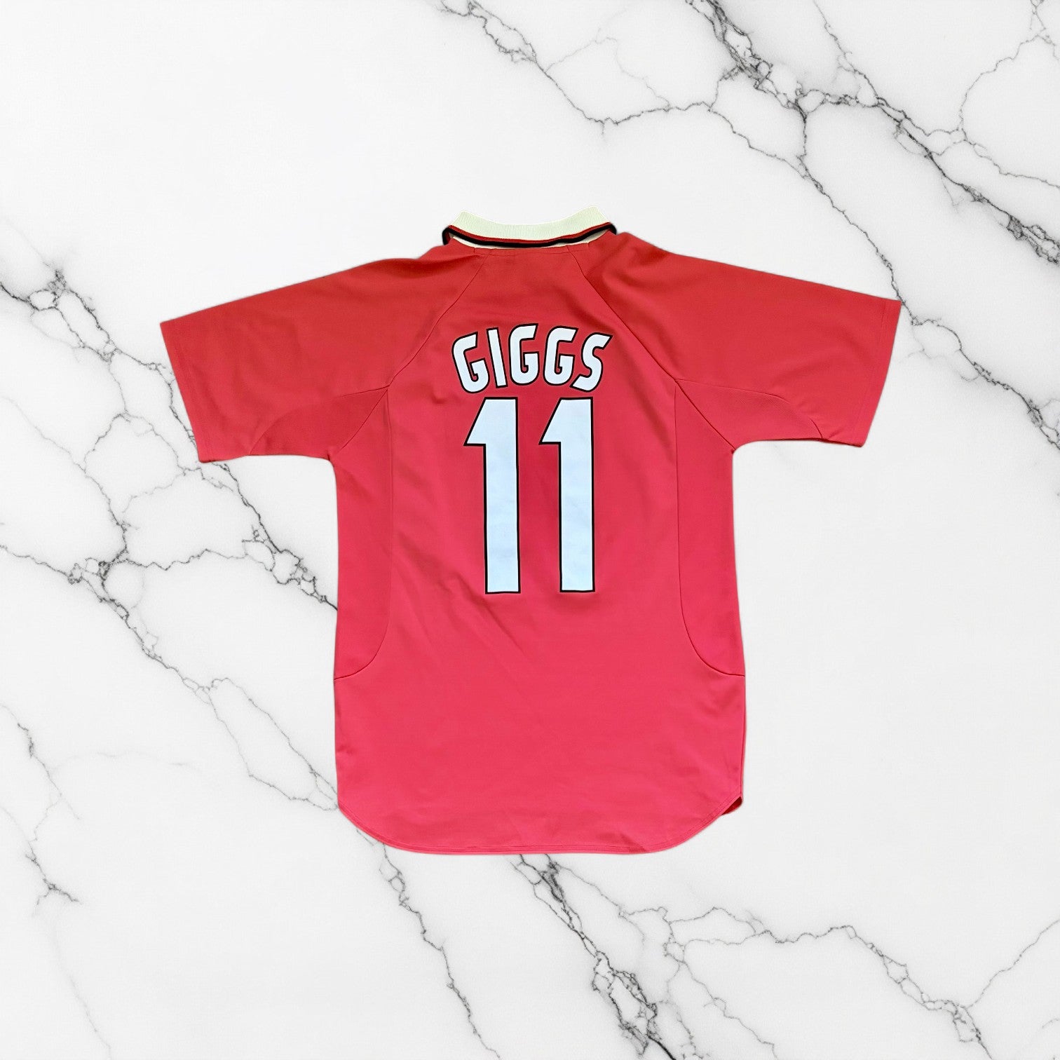 Score Draw x Manchester United FC Retro Shirt 1998/1999 (L) (10/10)